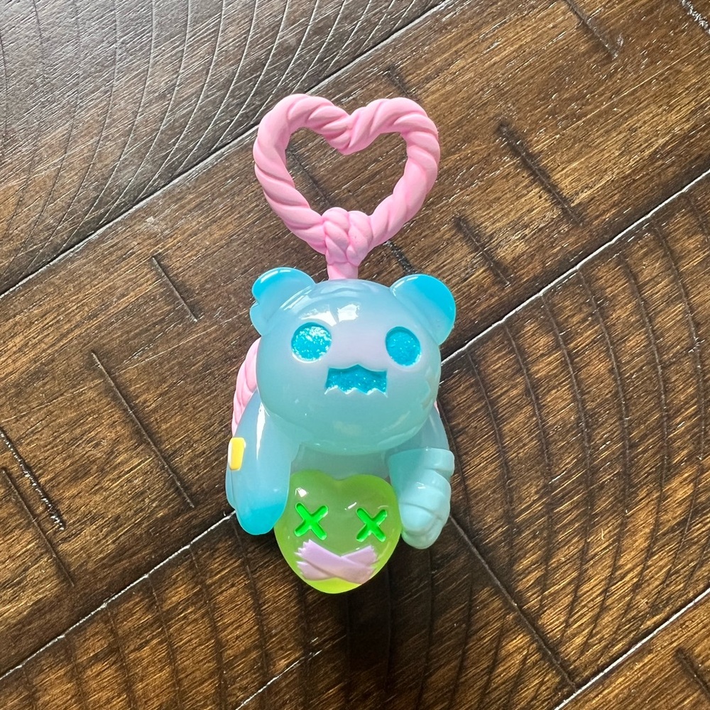 Finding unicorn figure